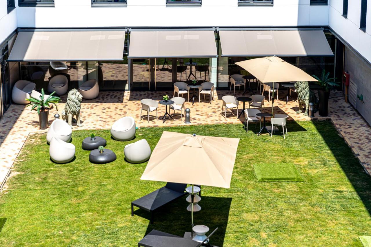 Aparthotel Les Jardins De St Cloud Saint-Cloud Esterno foto